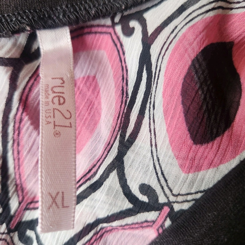 Vintage Rue 21 Y2K Blouse Size XL Pink Retro Print Tie Back Top Short Sleeve - Picture 4 of 8